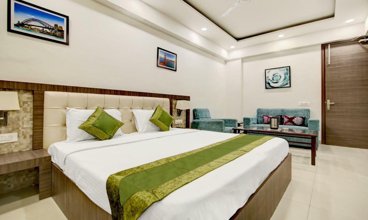Itsy Hotels Solitaire Ambāla Exteriör bild